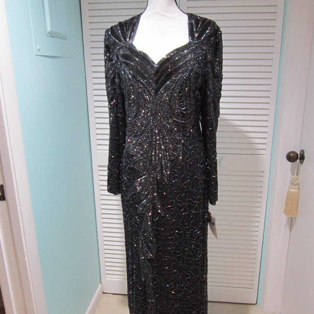 Milano Beaded Vintage Gown-Bra built in.  Size: M.